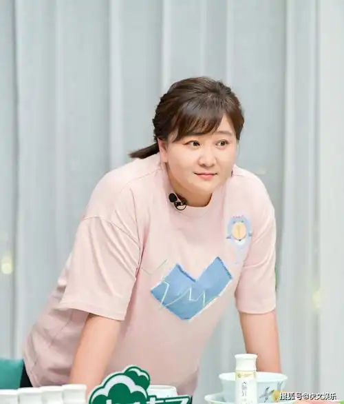 42岁贾玲暴瘦百斤认不出!