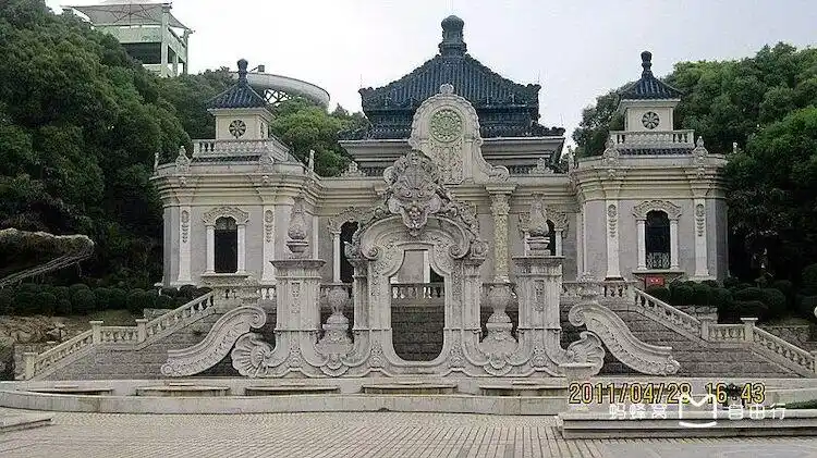 只为看牡丹.再去圆明园