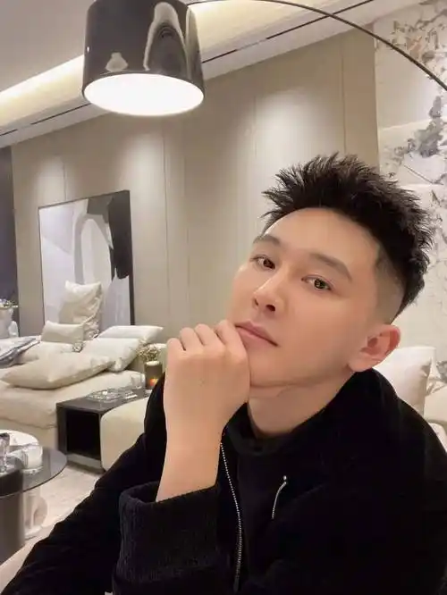 靓仔都在留这10款发型!