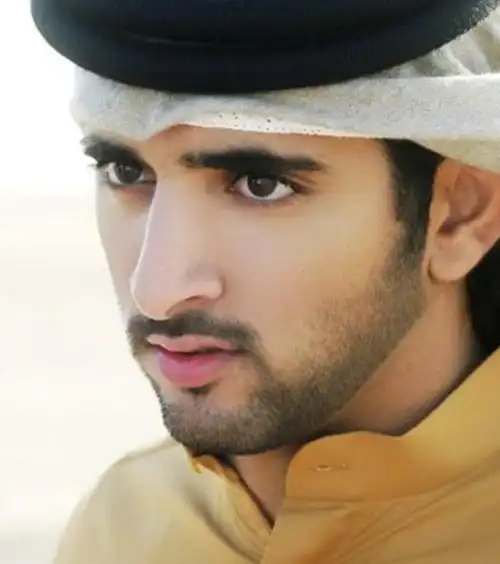 此人是全球最帅的阿拉伯人,富可敌国,妻子却令人大跌眼镜_网易订阅