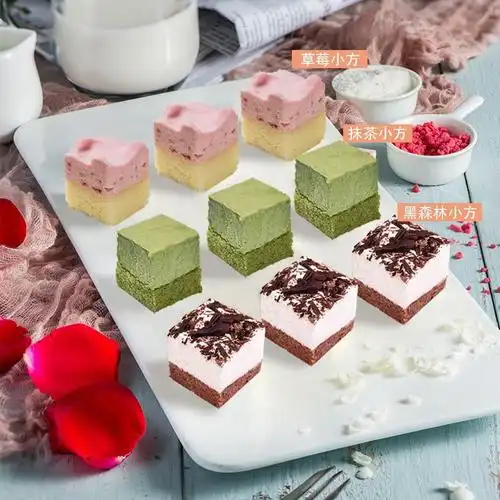 摆摊蛋糕慕斯迷你小甜点下午茶零食糕点茶歇西式糕点工厂一件批发