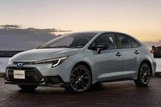 国内快没有声音的卡罗拉,日本最新车型变化简直火力全开_腾讯新闻