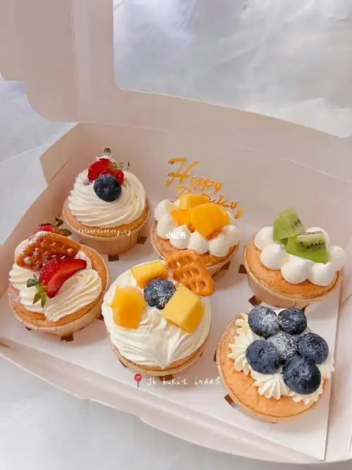 小姐姐定制简单的水果杯子蛋糕送闺蜜93突如其来的惊喜,不单是收到