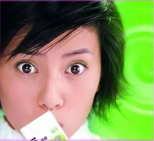 高圆圆第一次广告(高圆圆第一次拍广告是什么时候)-天晟网