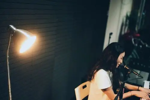 低音气短女生唱什么歌