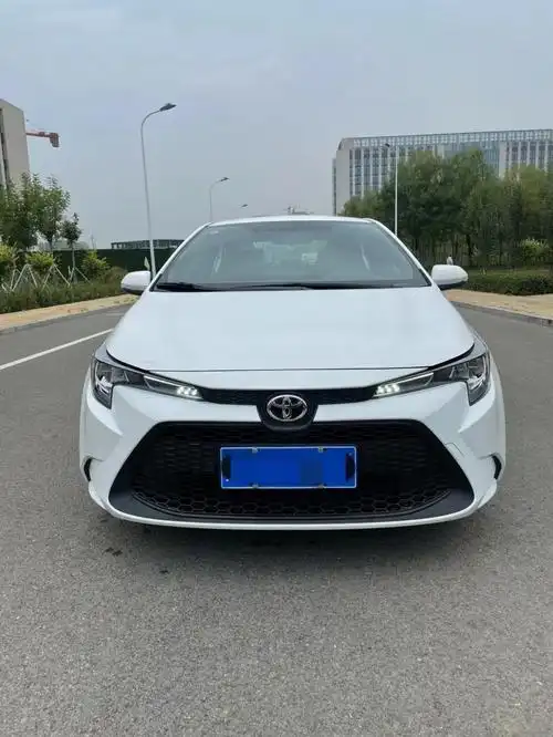 秦皇岛抵押车21年丰田雷凌出售