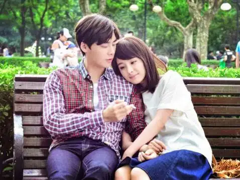 怦然星动情侣图片_李易峰与杨幂