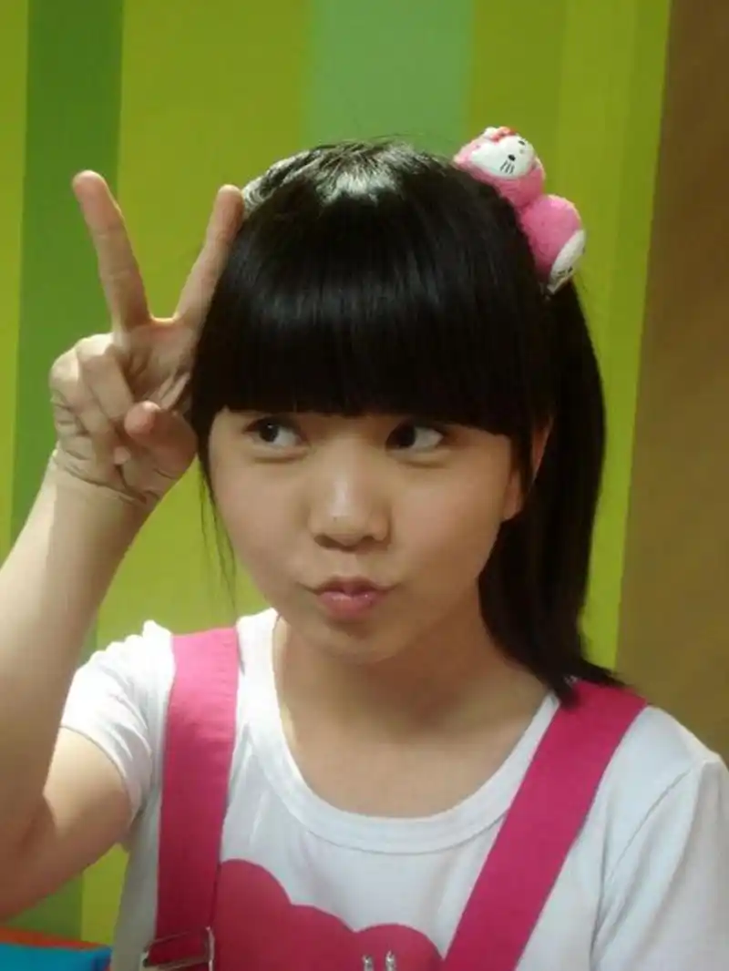 《家有儿女》十三年了,以为杨紫够美了,但是没想到朵朵更漂亮!