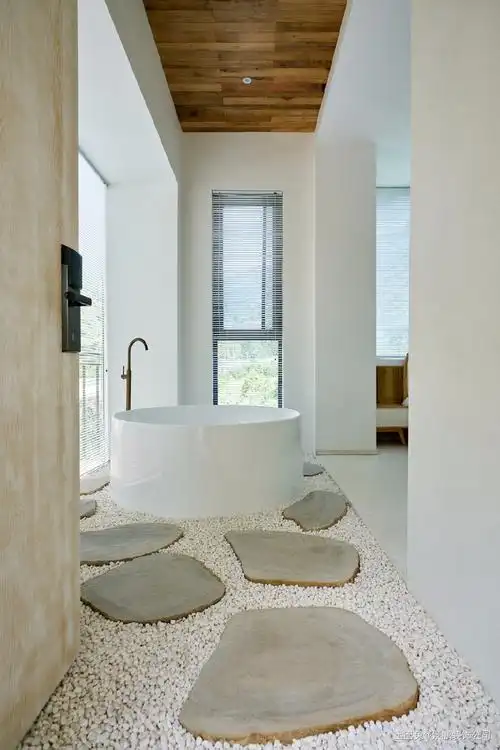 80㎡清新北欧2室2厅卫生间浴缸北欧极简卫生间设计图片赏析