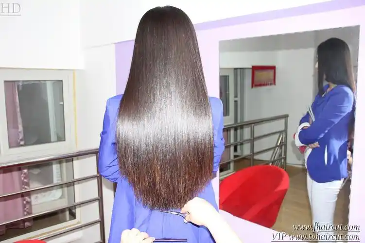 芳飞前沿美发网