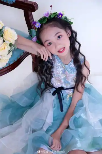 粉丝指南 相关资料 姓名:莫婵怡(alice) 小名:莫莫 破壳日:2008.2.