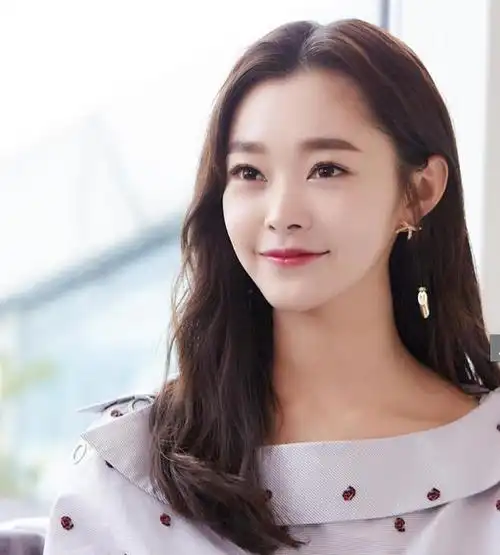 宋轶从万年老二到才女专业户温温柔柔杀出一条大女主路