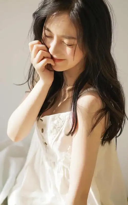 优雅女生高清手机壁纸图片