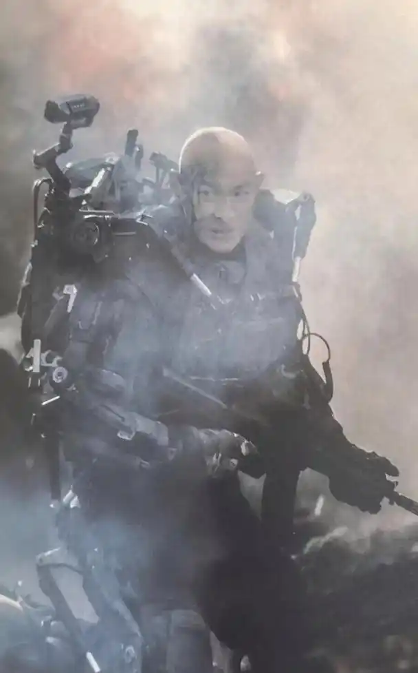 就凭李雪健的笑,刘德华的光头,《流浪地球3》五十亿票房稳了