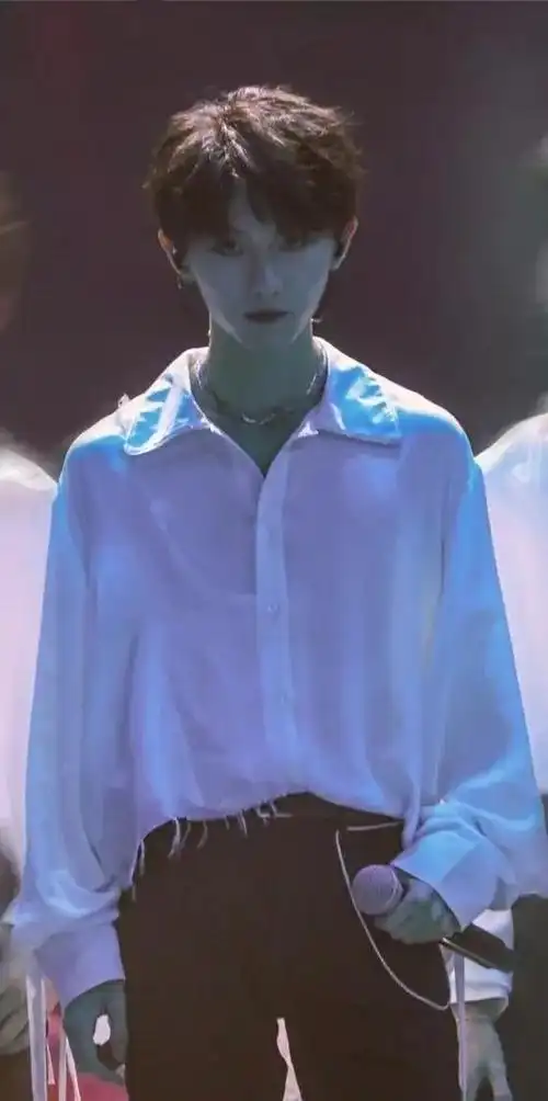 带你走进什么是快乐星球原唱时代少年团c位队长马嘉祺小朋友五年之后