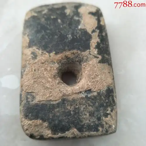 红山高估精品地方玉斧收藏级别长度69厘米宽4厘米厚12厘米原状态