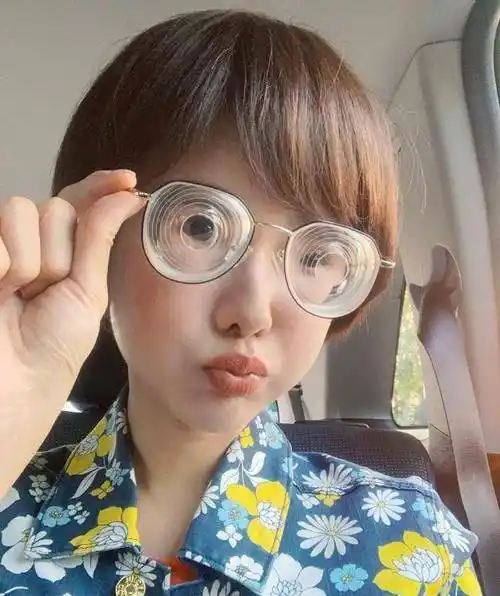 原创富贵tvb御用丑女刘思希内地开发茶林基地自费137万读mba