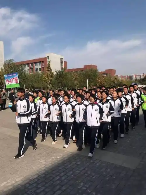 衡水中学学费曝光,家长:能进就行!