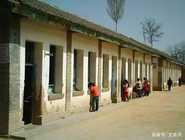 孩子变少了,以前农村的旧学校,现在都变成什么样了?