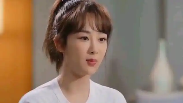 杨紫曾表示听过最离谱的八卦竟然是自己和张艺兴谈恋爱|乐器_网易视频