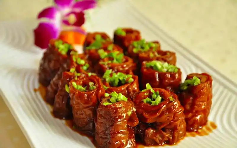 八大菜系之首鲁菜,究竟有何魅力?看完这10道代表菜,你就明白了