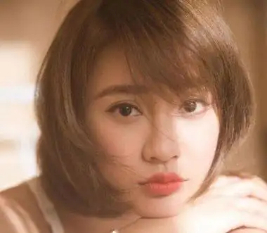 哪种短发适合脸胖的人 脸胖的女生短发发型图片