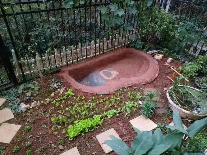 原创低成本自建小鱼池这个我们也可以有