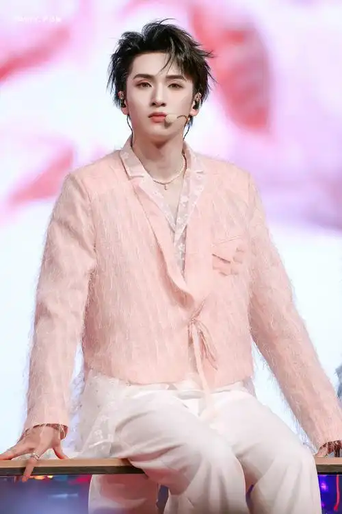 严浩翔叁重楼暨出道四周年演唱会