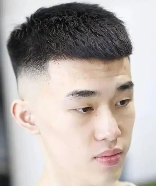 男生今年试试这些流行短发,干净又利落又有型_发型_头发_造型