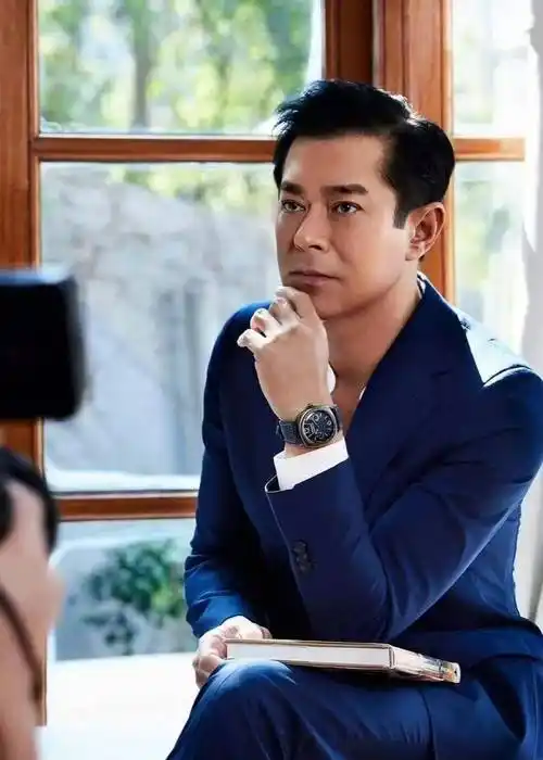 古天乐塌房?董洁强行洗白?任嘉伦蹭高考热度?贾玲暴瘦?