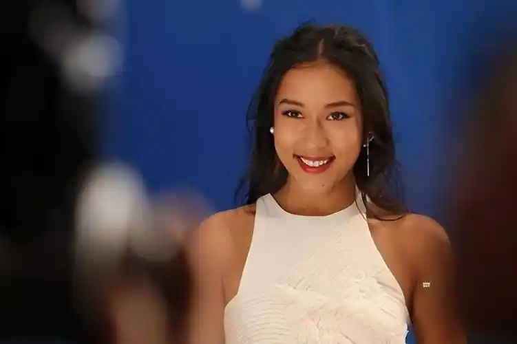 白了不止两个度,辣妹女王范全无满满素人感_皮肤_观众_中国人