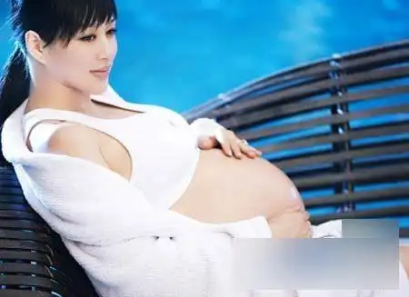 女星晒孕照 姚晨获赞柯以柔被批_星话题_明星_yoka时尚网