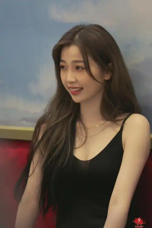 虞书欣又甜又辣的欣欣子