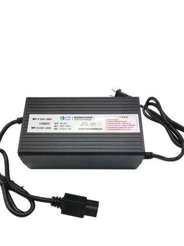科曼电动车充电器48v12a60v20a72v25a雅迪爱玛锂电池充电器智智能