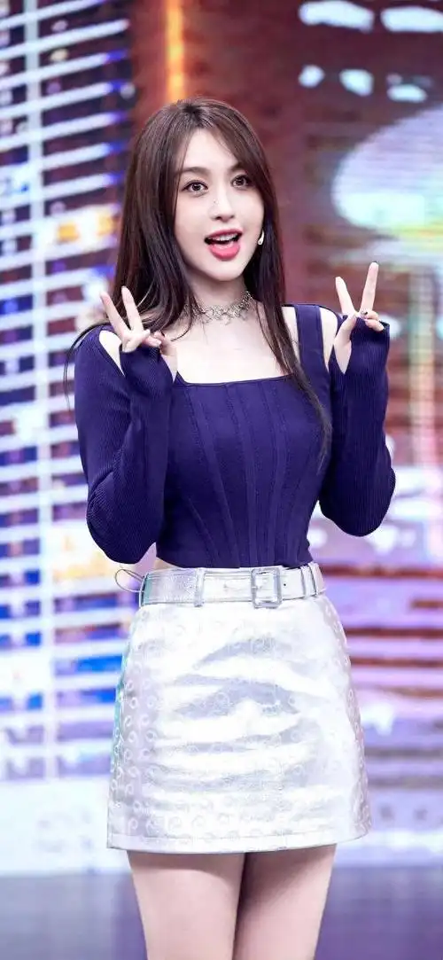 温柔小蛮腰李菲儿