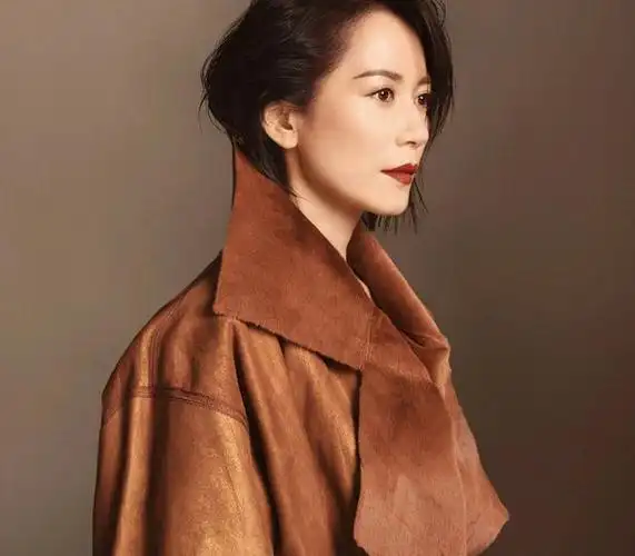 48岁潘金莲王思懿近照曝光苹果肌下垂脸部浮肿比同龄女星显老