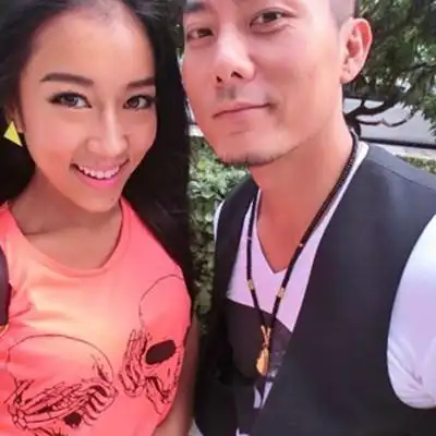 【图】吉克隽逸的男朋友照片曝光 曝其男友是富二代