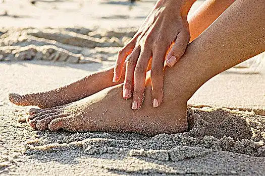女青年,海滩,光脚,特写