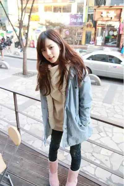 非主流时尚范儿女生qq透明皮肤_qq皮肤