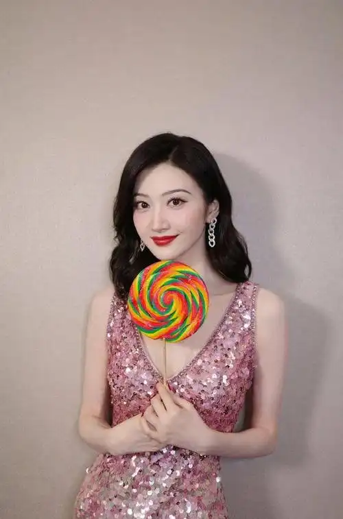 女神景甜:外貌绝美身材火辣,曼妙的身姿让你一见难忘