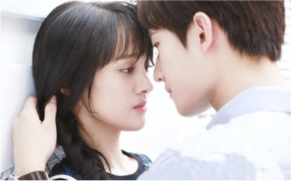 《微微一笑》引秀发风潮 章华生态丝精诠释"摸头杀"