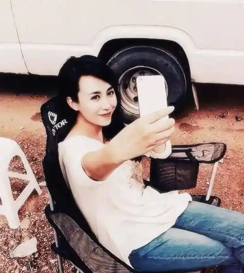 看到马丽年轻时候的颜值,我惊了!原来这么好看!_容颜_魅力_岁月