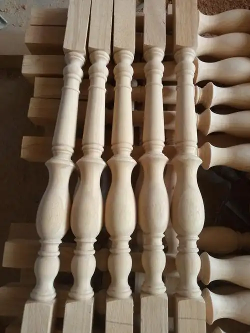 家用实木楼梯加工定做别墅楼梯工程扶手定做