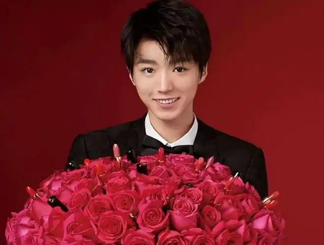 王俊凯迎24岁生日,还官宣另一喜事,粉丝:终于等到了_电影_消息_牛欣欣