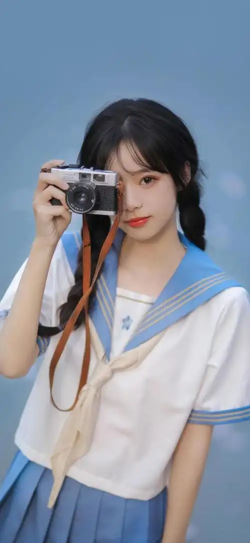 甜美大气的美女壁纸(穿校服的可爱女生)(10)