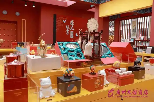 "遇见故宫"华南首家主题快闪店亮相广州友谊