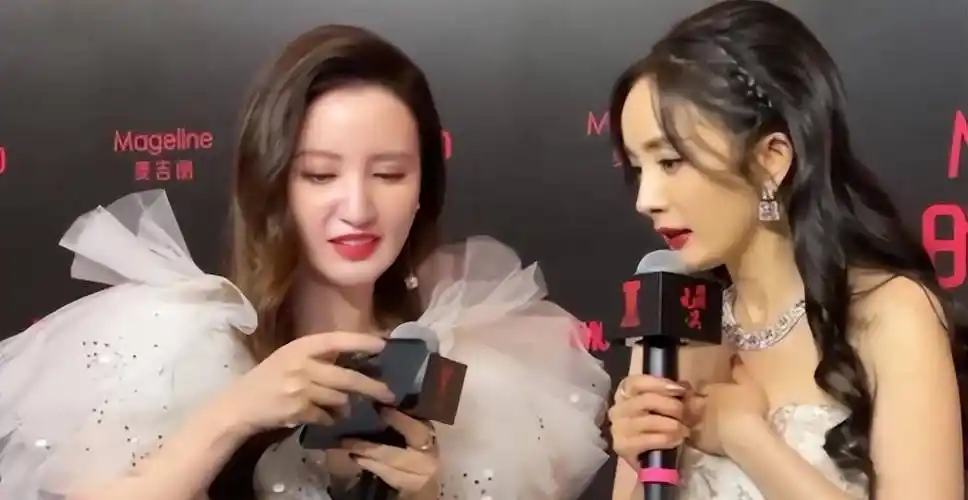 可张萌却不在乎,她之后又是与蔡徐坤合影,又是向姚晨等人邀戏,可直到