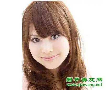 女生半圆形刘海发型图片不一样的刘海造型3