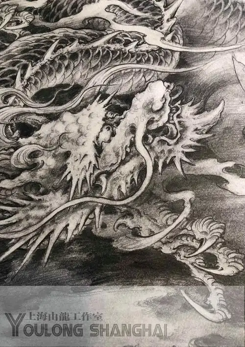 龙图素描手稿——由龙