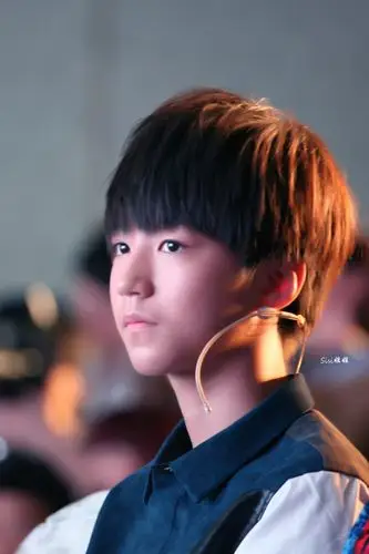 tfboys王俊凯 2014.10.17 星钻圆梦计划.cr.logo